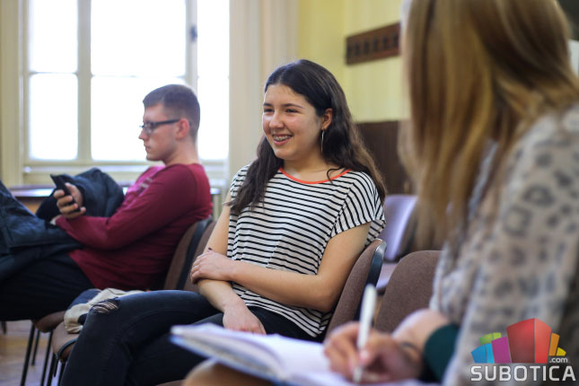 Oni dolaze: Petra Jujić, učenica drugog razreda Gimnazije "Svetozar Marković"