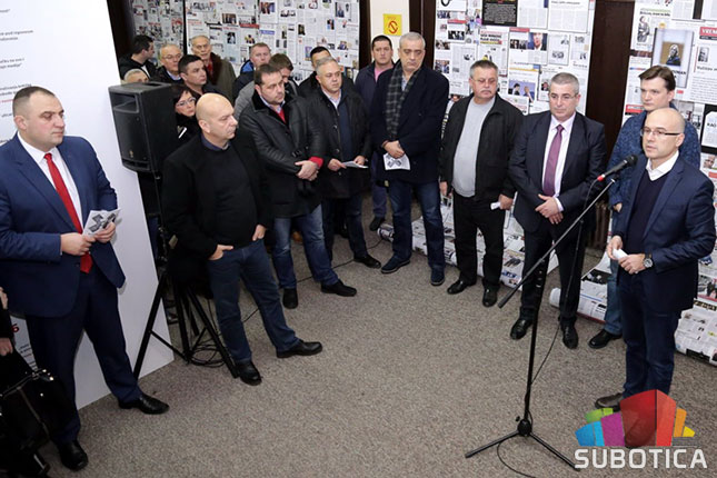 Otvorena izložba "Necenzurisane laži"