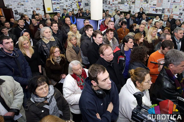Otvorena izložba "Necenzurisane laži"