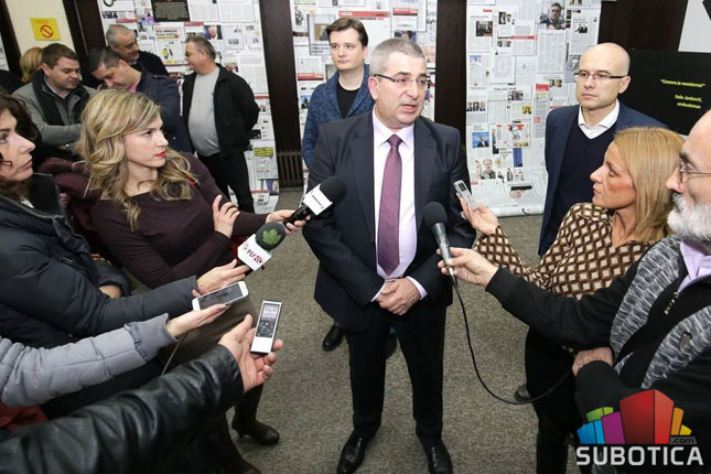 Otvorena izložba "Necenzurisane laži"