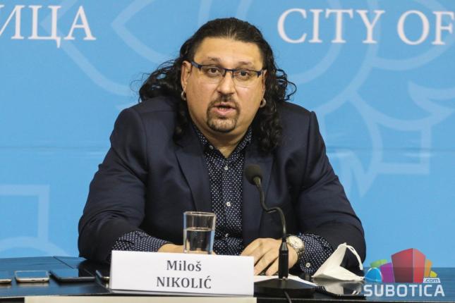 Premijera predstave "Kus petlić" u ponedeljak