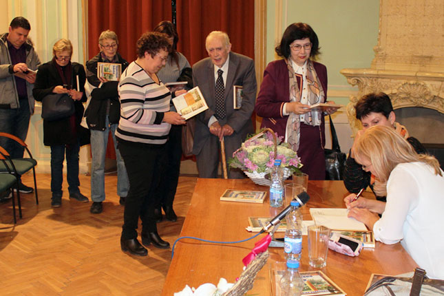 Predstavljena knjiga "Tajanstvena Subotica – porodična i zavičajna hronika" Katarine Korponaić