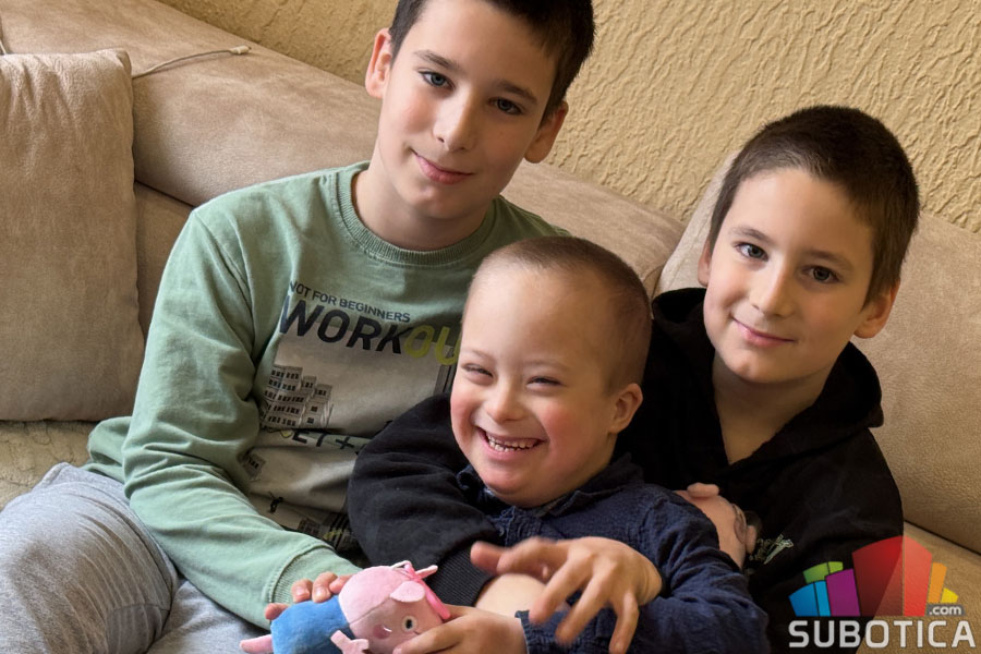 Dan osoba sa Daunovim sindromom: Đorđe, dečak koji osvaja osmehom