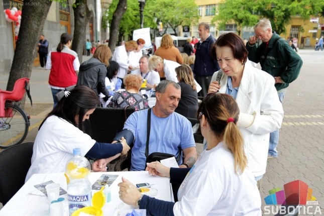 Obeležen Dan medicinskih sestara i tehničara