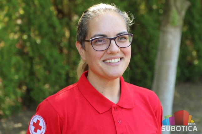 Na Međunarodnom kampu omladine Crvenog krsta, kroz simulaciju oružanog sukoba, mladi učili o delovanju ove organizacije u ratu