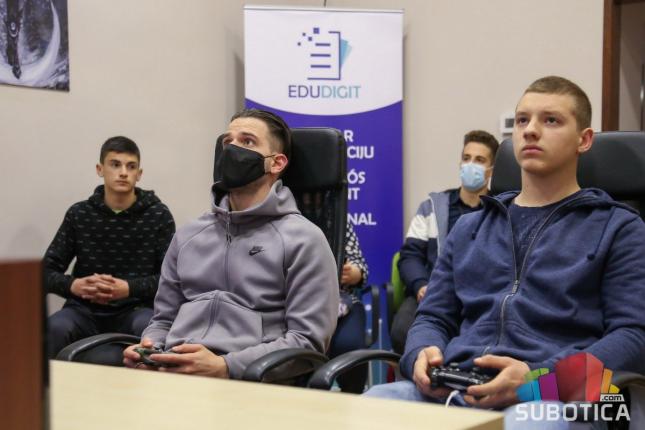 Otvoren esport kup "Gamepressive"