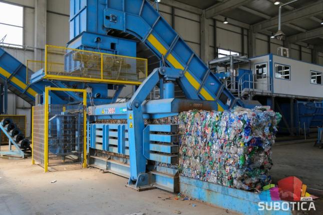 Posle dve godine Regionalna deponija radi sa 50 odsto kapaciteta, do kraja godine upotrebna dozvola