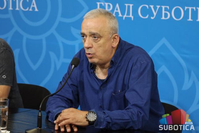 Traktori se vraćaju na njive, ali paori ne odustaju od zahteva