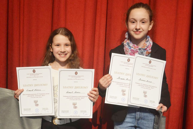 Sedam zlatnih diploma za subotičke recitatore