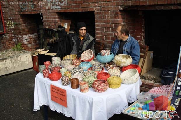 Volonteri organizovali jesenji "Art kvART"