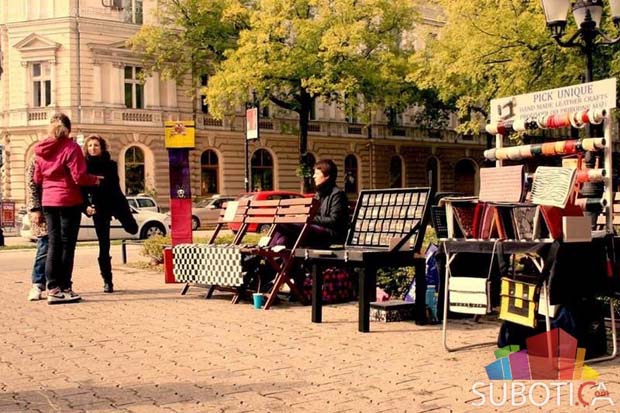 Volonteri organizovali jesenji "Art kvART"