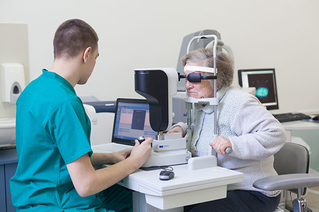 "Perfect Vision" poklanja preoperativne preglede