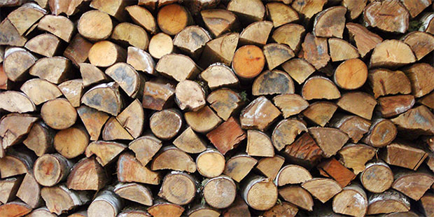 Drvare u "trci" za kupcima, ogrev prodaju i na džak