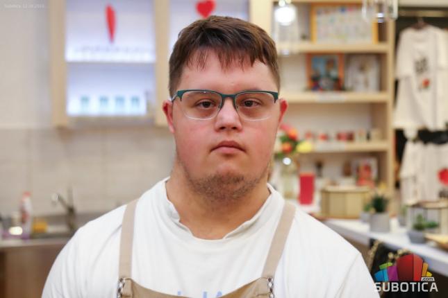 "Lepota različitosti" - demonstrativna radionica zajedničkog kuvanja u klubu "Zvuci srca"