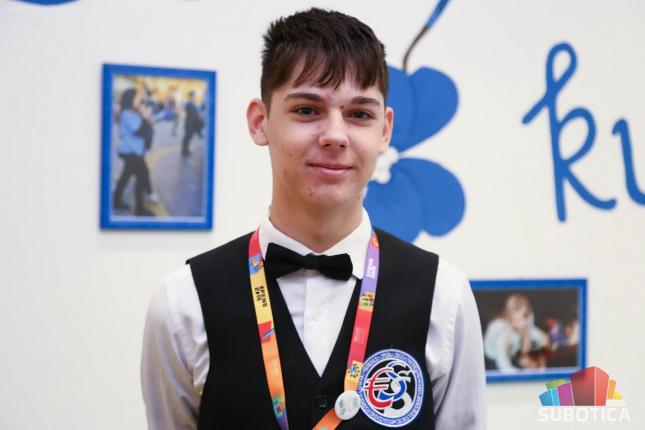 "Lepota različitosti" - demonstrativna radionica zajedničkog kuvanja u klubu "Zvuci srca"