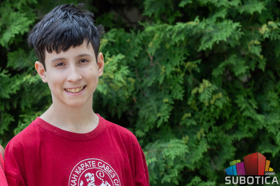 Oni dolaze - Aron Bakota, OŠ “10. oktobar”