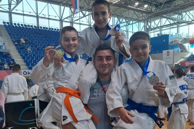 Džudo: Mateja Borojević osvojio bronzu na Evrokupu, a mlađi "Spartanci" 10 medalja u Zrenjaninu