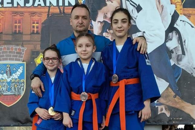 Džudo: Mateja Borojević osvojio bronzu na Evrokupu, a mlađi "Spartanci" 10 medalja u Zrenjaninu