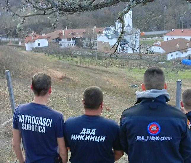 Subotički vatrogasci-spasioci u plemenitoj misiji - sa kolegama uredili put do isposnice manastira Prohor Pčinjski