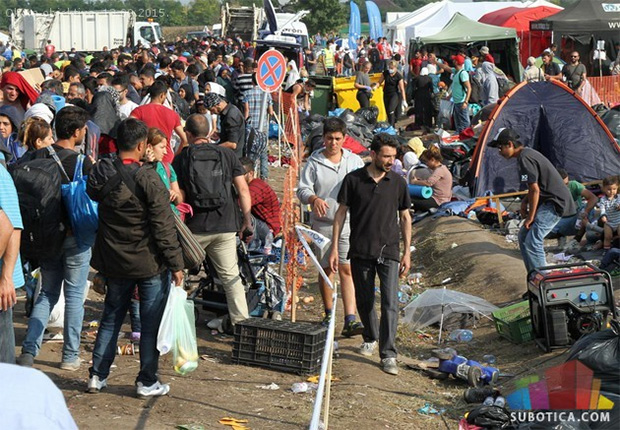 Mađarska: Prihvatni centri za izbeglice jutros prebukirani