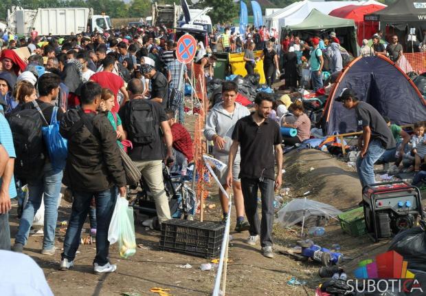 Srbija neće zatvarati granice, već praviti manje prihvatne centre