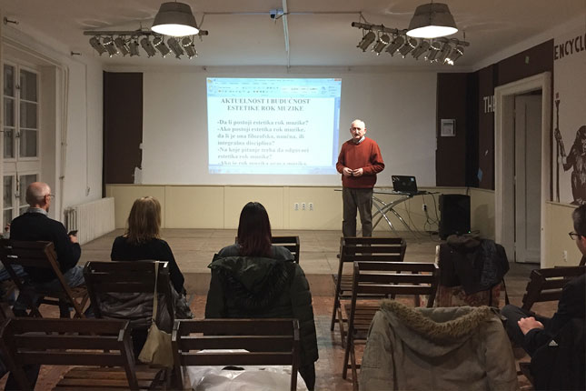 SUgrađani: Dragan Krstić, profesor filozofije - "Tri boje jedne nauke"