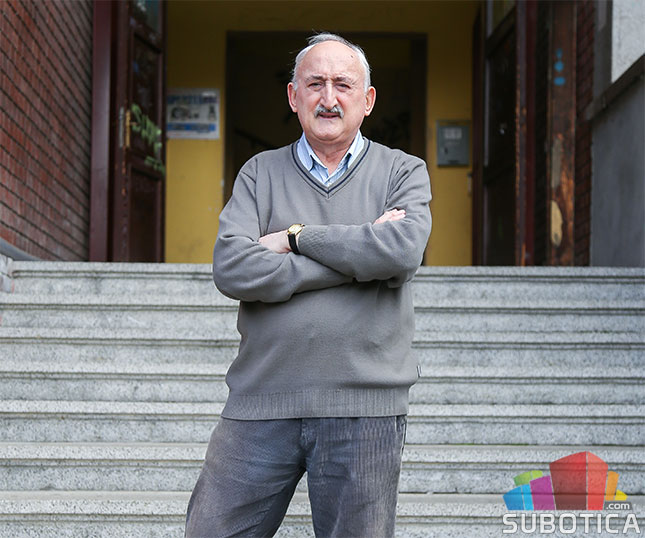 SUgrađani: Dragan Krstić, profesor filozofije - "Tri boje jedne nauke"