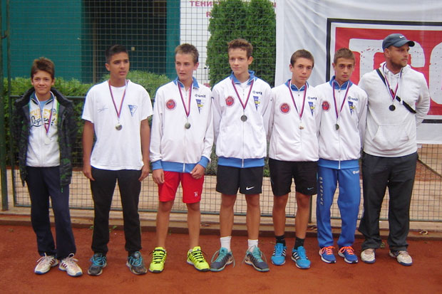 Teniserke Spartaka (U14) šampionke Srbije, teniseri vicešampioni