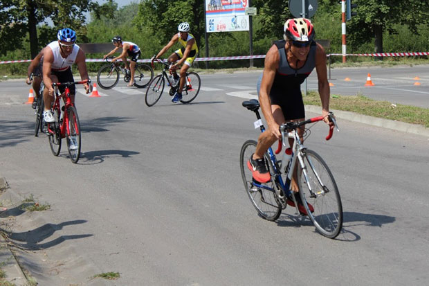 Rekreativci "Tron"-a uspešni na Kupu Srbije u Sprint triatlonu