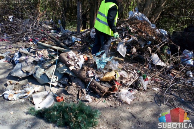 Začarani krug divljih deponija