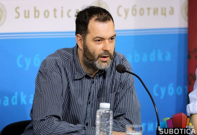 Slobodan Marković i Ljubivoje Ršumović podneli ostavke na funkcije Međunarodnog festivala pozorišta za decu