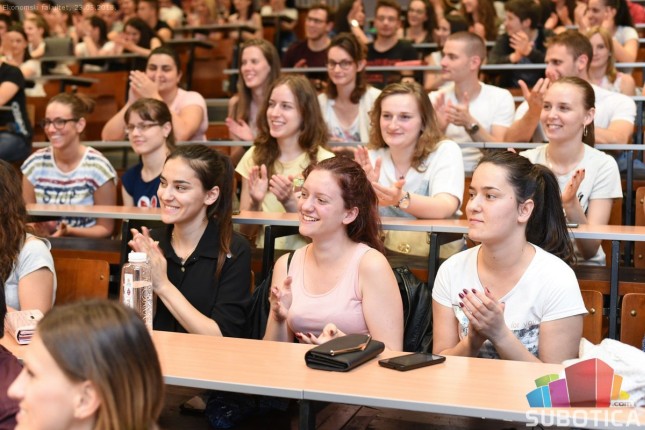 Besplatno školovanje na Ekonomskom fakultetu u Subotici za još 22 studenta