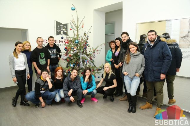 Održana humanitarna akcija "Zajedno stvaramo čaroliju" na Pravnom fakultetu