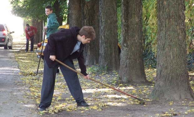 Volonteri iz Gimnazije u Zoo vrtu