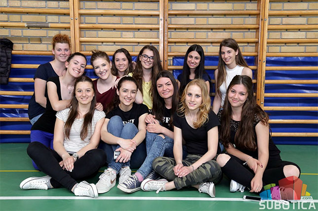 Održana generalna proba maturantskog plesa