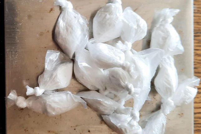 Nova privođenja u borbi protiv trgovaca narkoticima, pronađeno i oružje