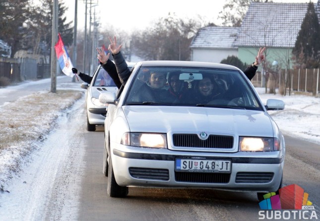 Ranom zorom na seču badnjaka
