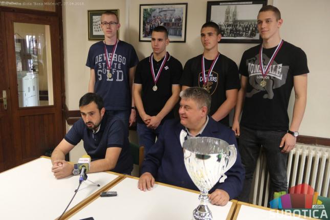 Basketaši Ekonomske škole šampioni Srbije i učesnici Svetskog prvenstva za srednjoškolce