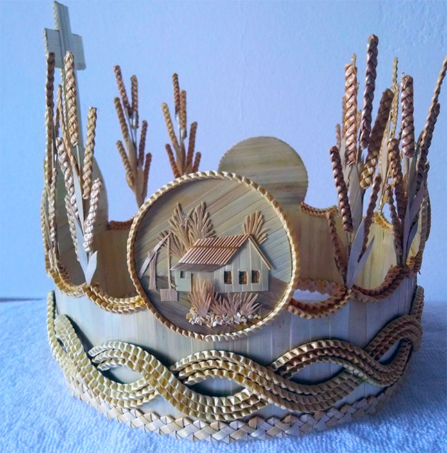 Krune od slame Tavankućanke čuvaju se u muzejima od Balkana do Amerike