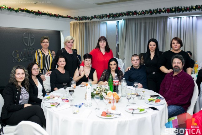 Kompanija "Ametek" organizovala tradicionalnu novogodišnju proslavu za zaposlene