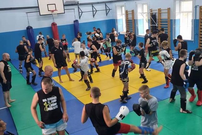 Kik boks: Borci "Top fightera" na kampu perspektivnih sportista u Kanjiži