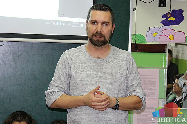 Počeo upis dece u 1. razred osnovne škole