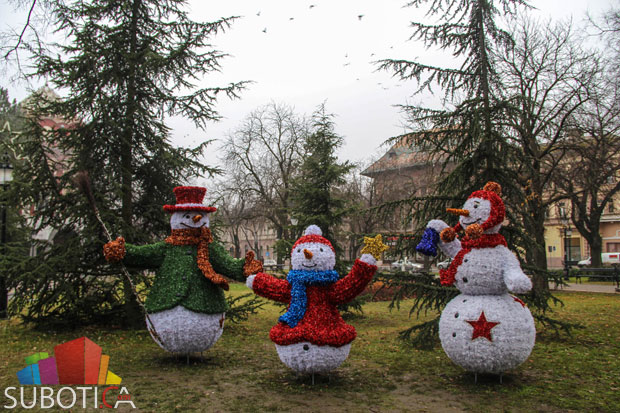 Porodica Snešković u centru grada