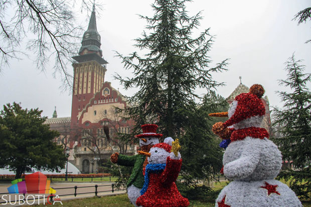 Porodica Snešković u centru grada