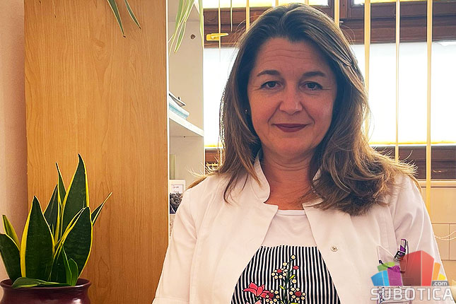 Kako izbalansirati zdrave navike i prazničnu trpezu?