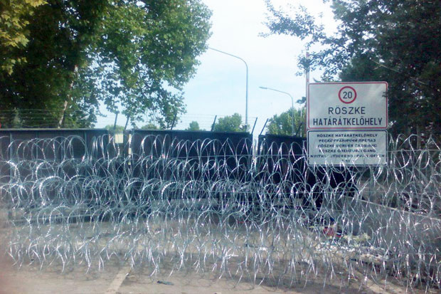 Miran protest izbeglica na Horgošu 2, zatvoreni Horgoš 1 i Bački Vinogradi