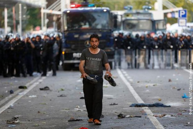 Miran protest izbeglica na Horgošu 2, zatvoreni Horgoš 1 i Bački Vinogradi