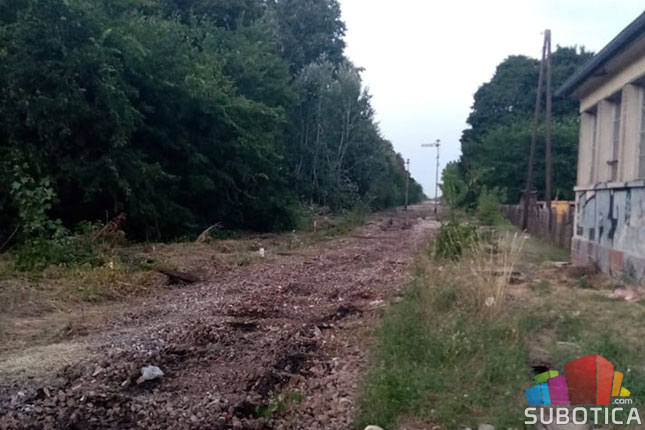 Radovi na "brzoj pruzi" uznemirili građane, izvođač moli za strpljenje jer je u pitanju viši interes i investicija za budućnost