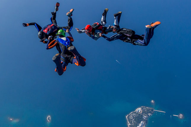 Padobranstvo: Subotičani treći na Prvenstvu Hrvatske u formacijskom skoku