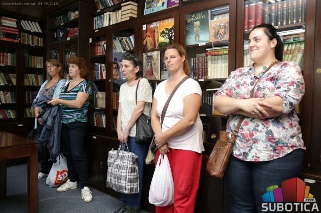 Deset gerontodomaćica dobilo zaposlenje